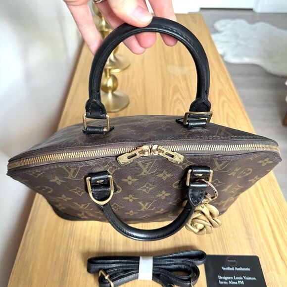✅AUTHENTIC✅LOUIS VUITTON ALMA PM - Picture 9 of 15